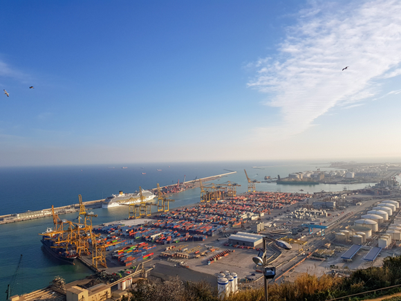 A commerciale port _id1331257691