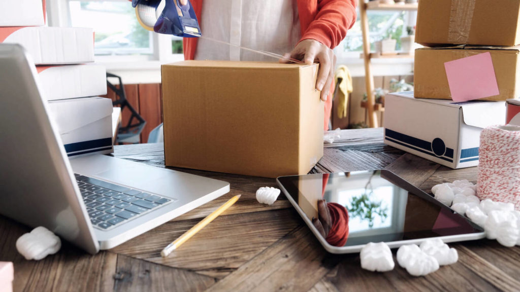 10 Places to Get Cheap Shipping Boxes (2023) - Shopify USA