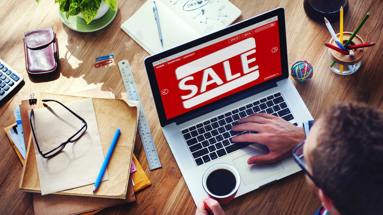 How to Launch a Successful Flash Sale: 7 Tips + Examples