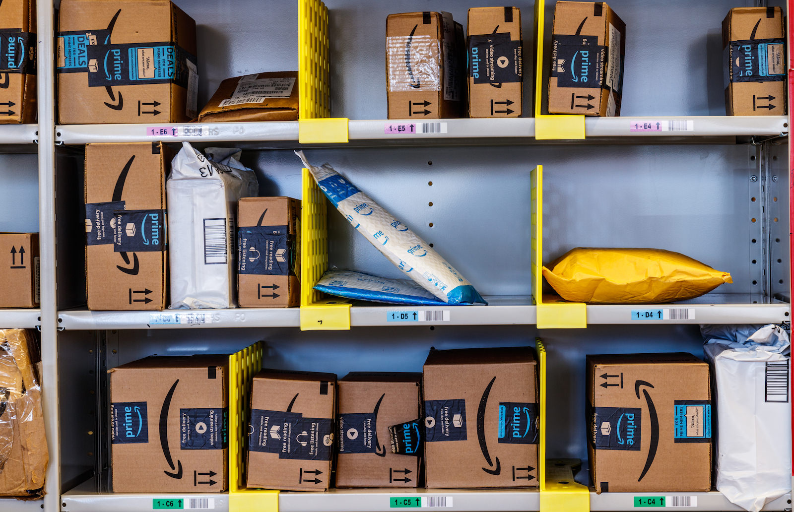 Do Amazon Packages Come Early In 2022? (Your Full Guide)