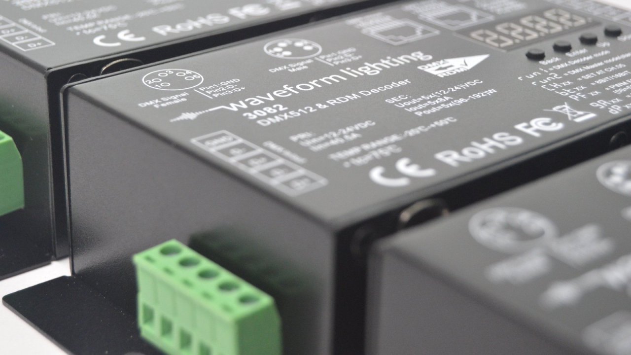 How Waveform Lighting Uses ShipBob’s API for Customized Fulfillment